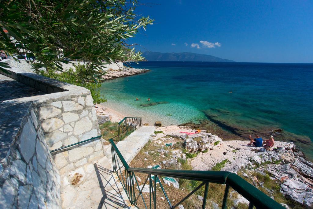 Ritsa House Villa Agia Efimia Exterior photo